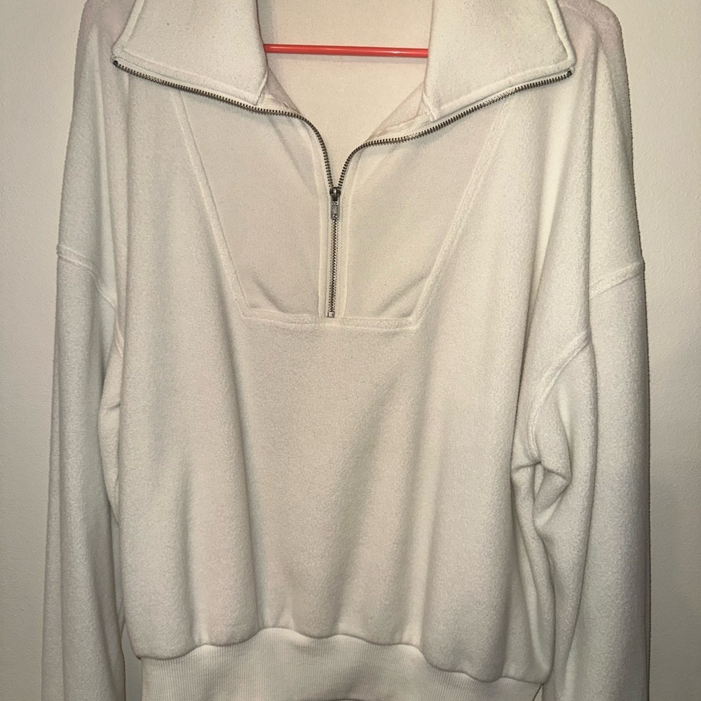 Double Zero Cream Zip-Up Sweatshirt